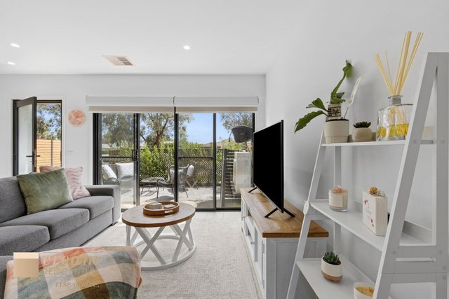 15A Negus Crescent, ACT 2602