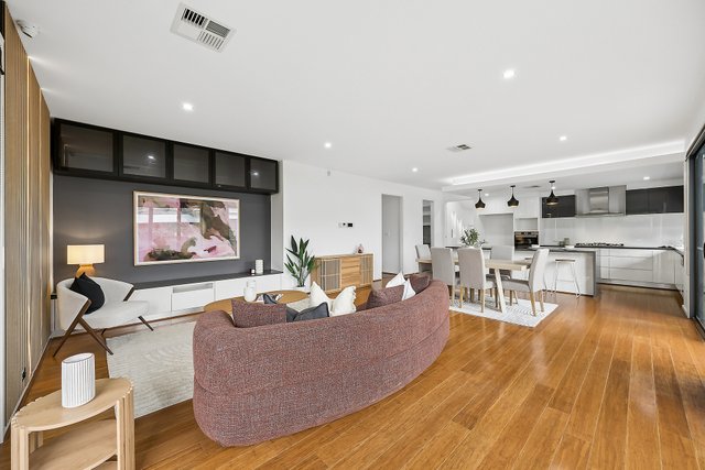 10 Dorrie Crescent, ACT 2914