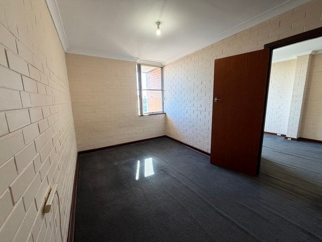 504/365 Cambridge Street, WA 6014