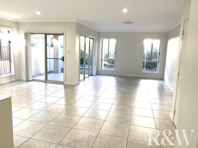 71 Richards Loop, NSW 2570