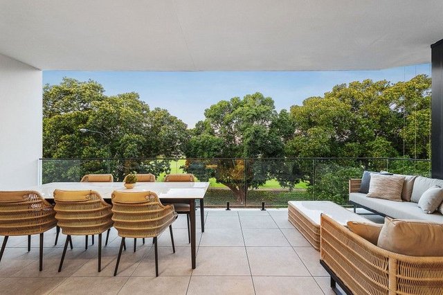 305/2 Hortus Way, WA 6014