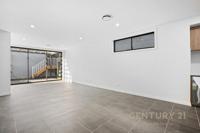 20 Dransfield Drive, NSW 2570