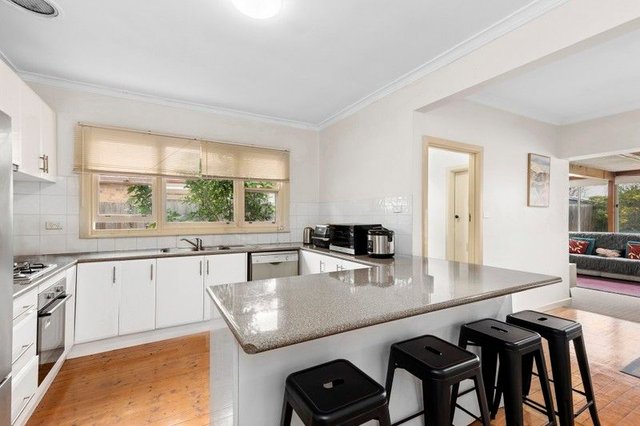 32 Cambridge Street, VIC 3216