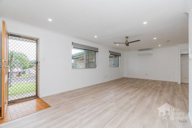 18 Dunblane Drive, QLD 4124