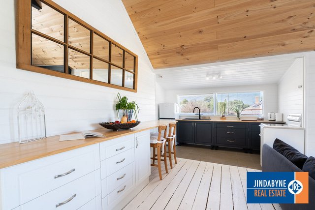 21 Campbell Street, NSW 2628