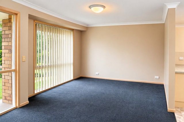 35 Silkyoak Circuit, QLD 4018