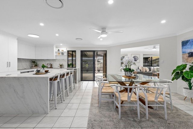 36 Waterford Place, QLD 4035