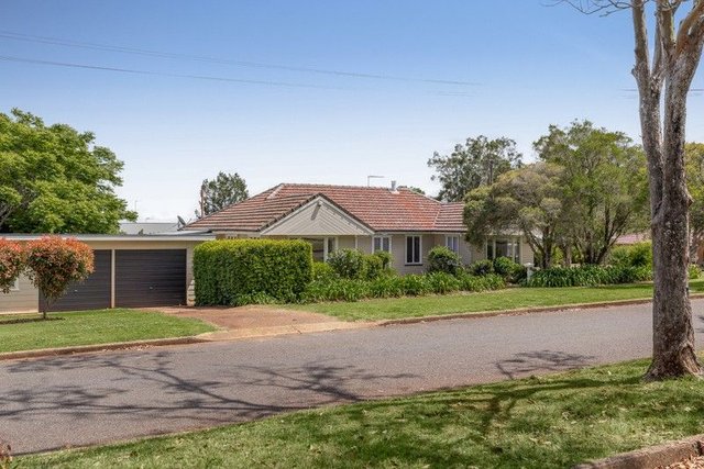 39 Cohoe Street, QLD 4350