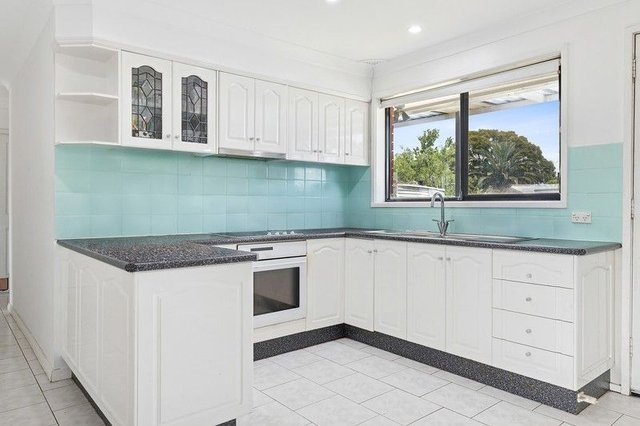 34 Snowdon Crescent, NSW 2164