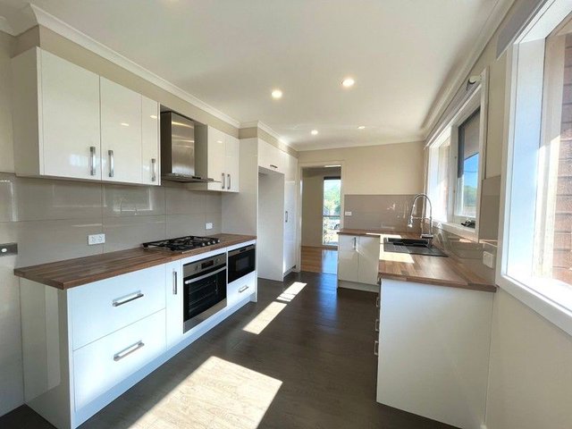25 Tully Road, VIC 3169
