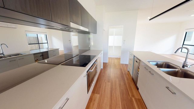 54 Biarra Street, QLD 4017