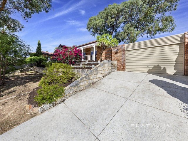 7 Conway Grove, WA 6027