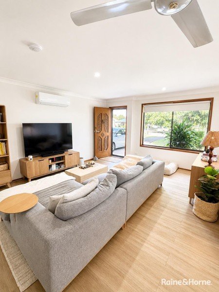 1/13 Russell Court, QLD 4220