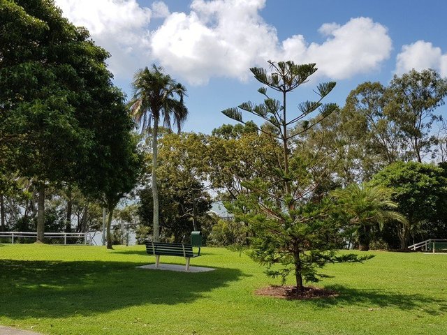 2/20 Park Parade, QLD 4017