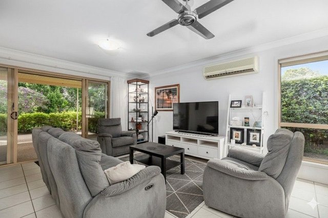 6 Flame Tree Court, QLD 4555