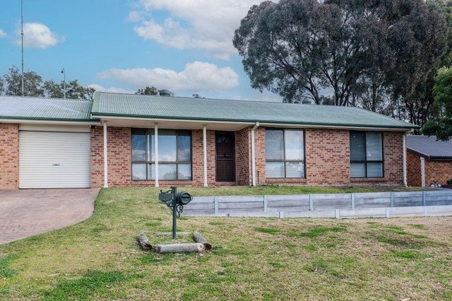 51 Hatchinson Crescent, NSW 2750