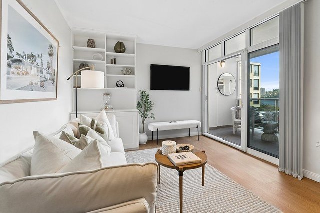 5G/13 East Esplanade, NSW 2095