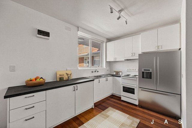 9/294 Nicholson Street, VIC 3011