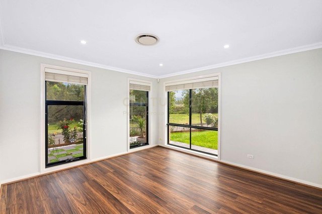 1 Caroline Place, NSW 2567