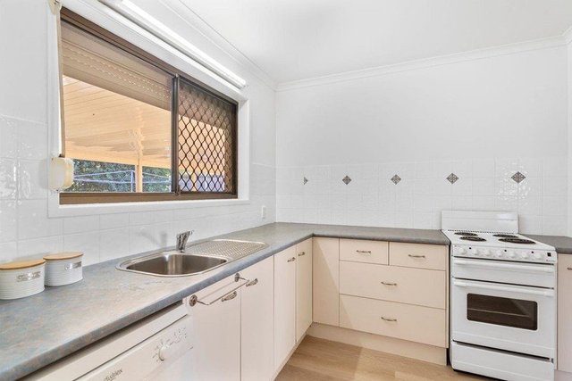 45 Saint Johns Way, QLD 4124