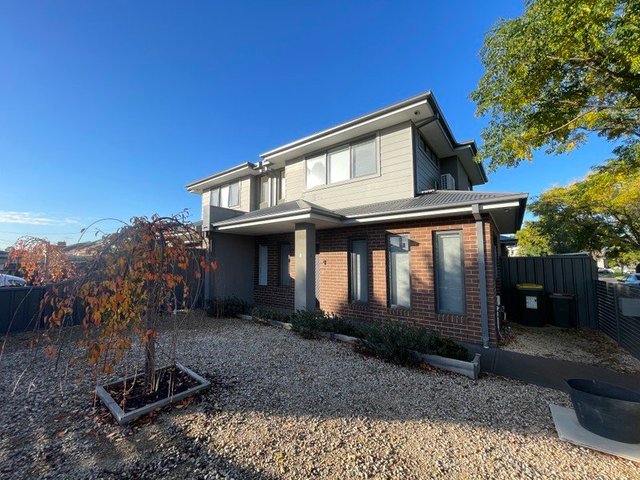 8 Downes Way, VIC 3023