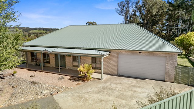 1 Barry Place, NSW 2583