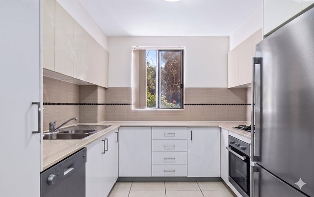 4/5-7 Dent Street, NSW 2750