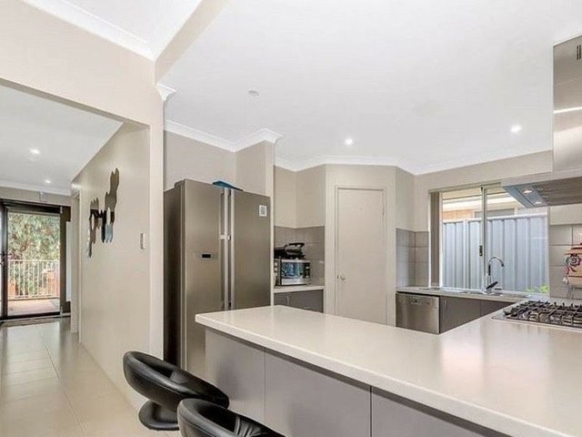 157 Grandis Boulevard, WA 6031