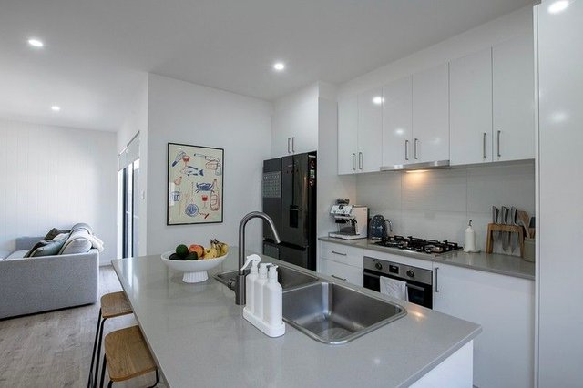 32A Macarthur Road, NSW 2570