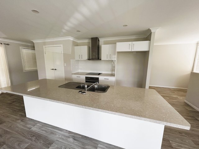 6 Taylor Street, QLD 4184