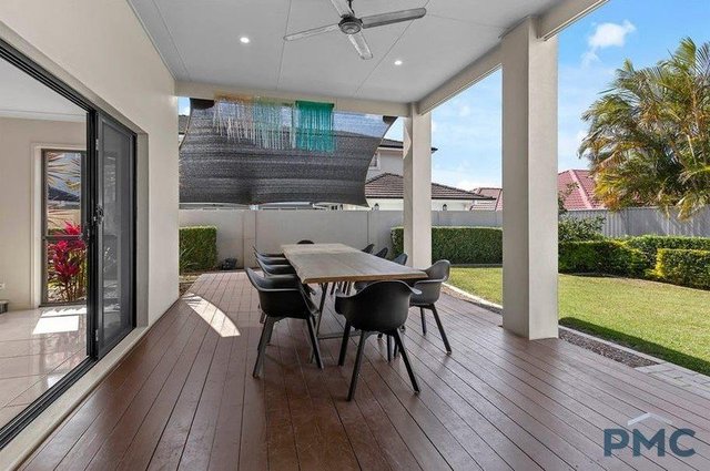 12 Trequanda Place, QLD 4035