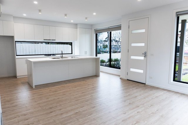 1/12 McLean Street, VIC 3020
