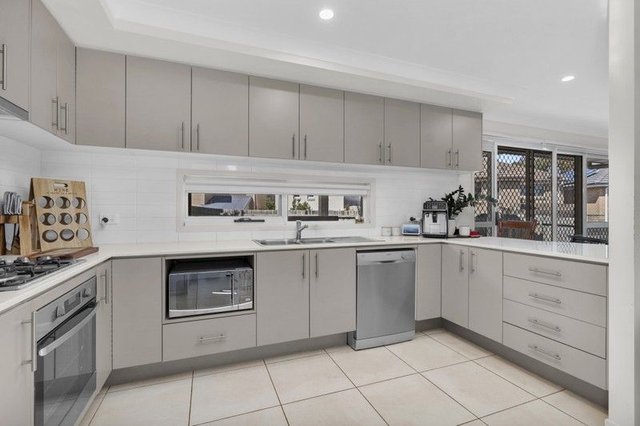 3 Lyons Street, NSW 2570
