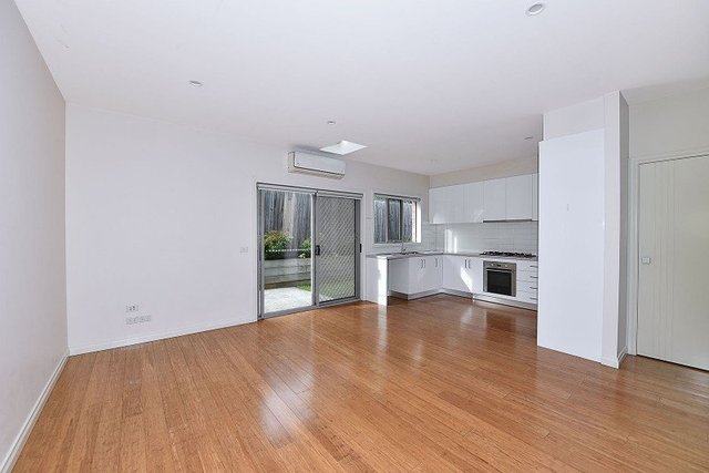 4/7 Avion Place, VIC 3049
