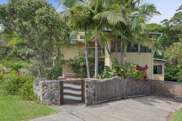8 Sandy Beach Road, NSW 2450