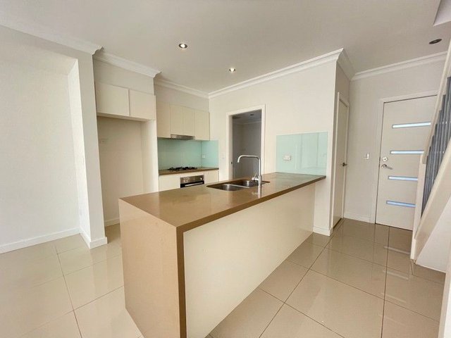 8/10-12 Carver Place, NSW 2117