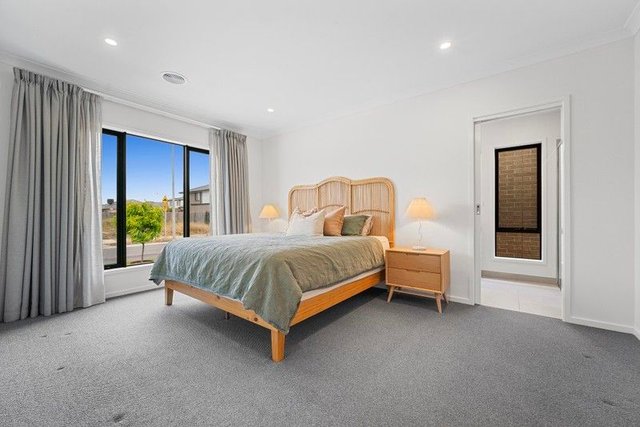 195 Brookwater Parade, VIC 3975