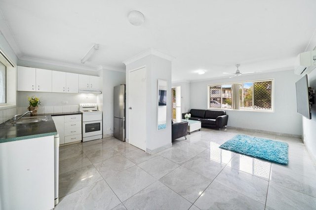 21 Lowanna Street, QLD 4127
