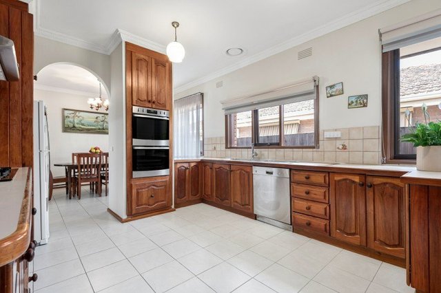 31 Sundowner Avenue, VIC 3169