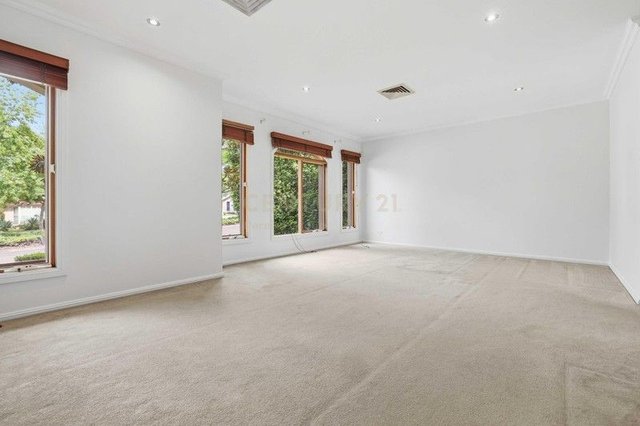 12 Harrison Avenue, NSW 2567