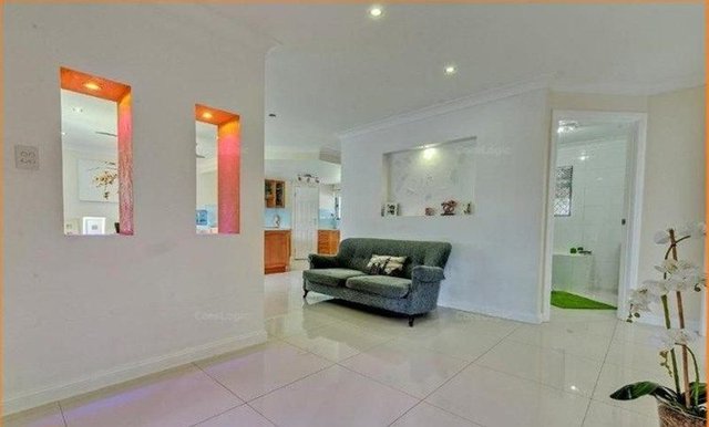 156 Middle Road, QLD 4124