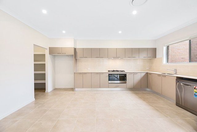 28B Peppercorn Place, NSW 2768