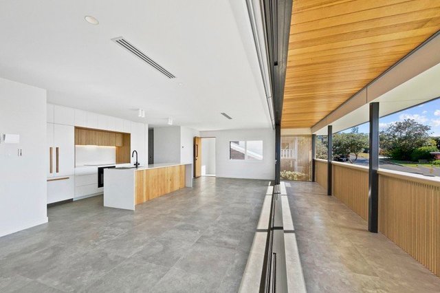 3/16 Pelican Street, QLD 4573