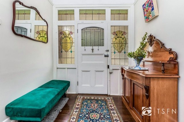 6 Pine Street, VIC 3550