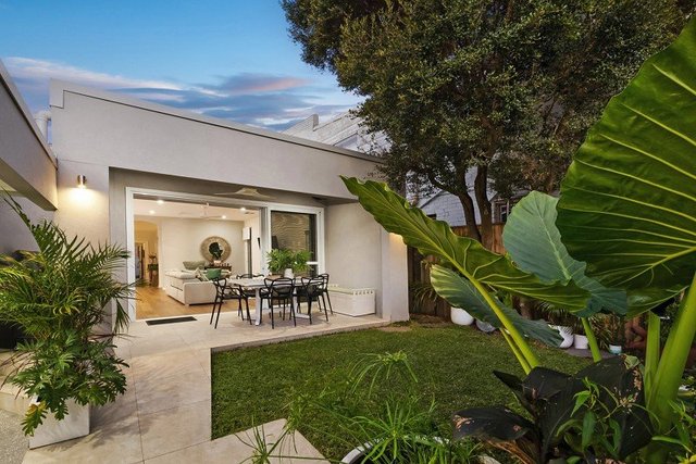 127 Pittwater Road, NSW 2095