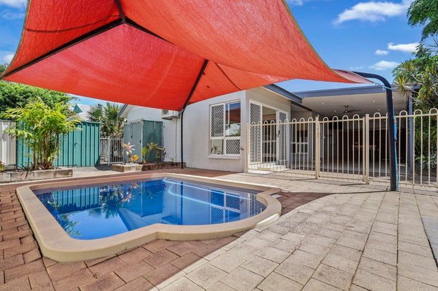 82 Flametree Circuit, NT 0832