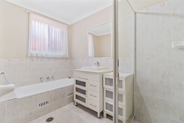2/187 Gould Road, NSW 2558