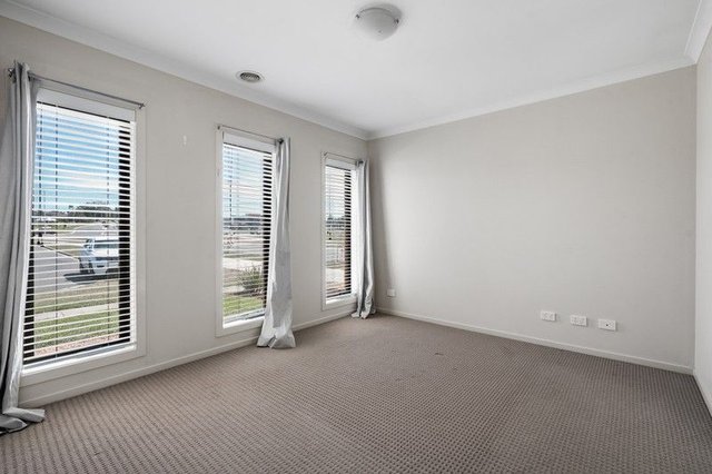 14 Mulligan Circuit, VIC 3809