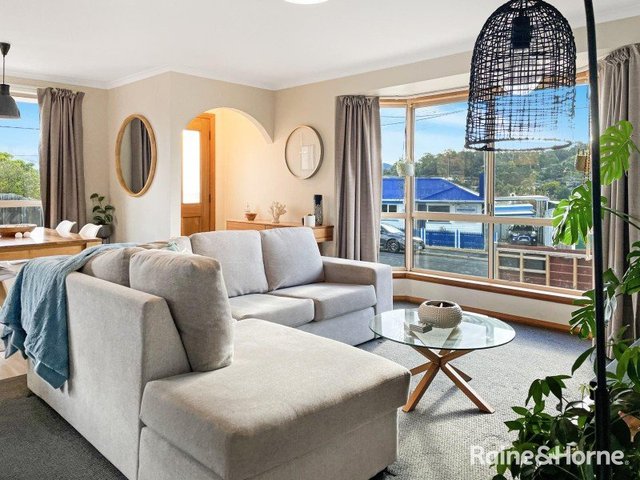 1/61 Bass Street, TAS 7018