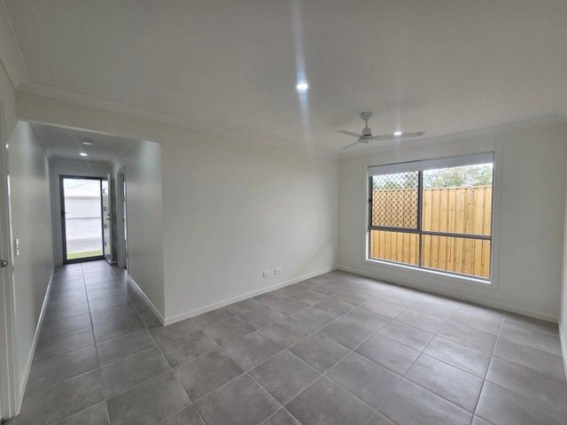 8 Noosa Street, QLD 4280